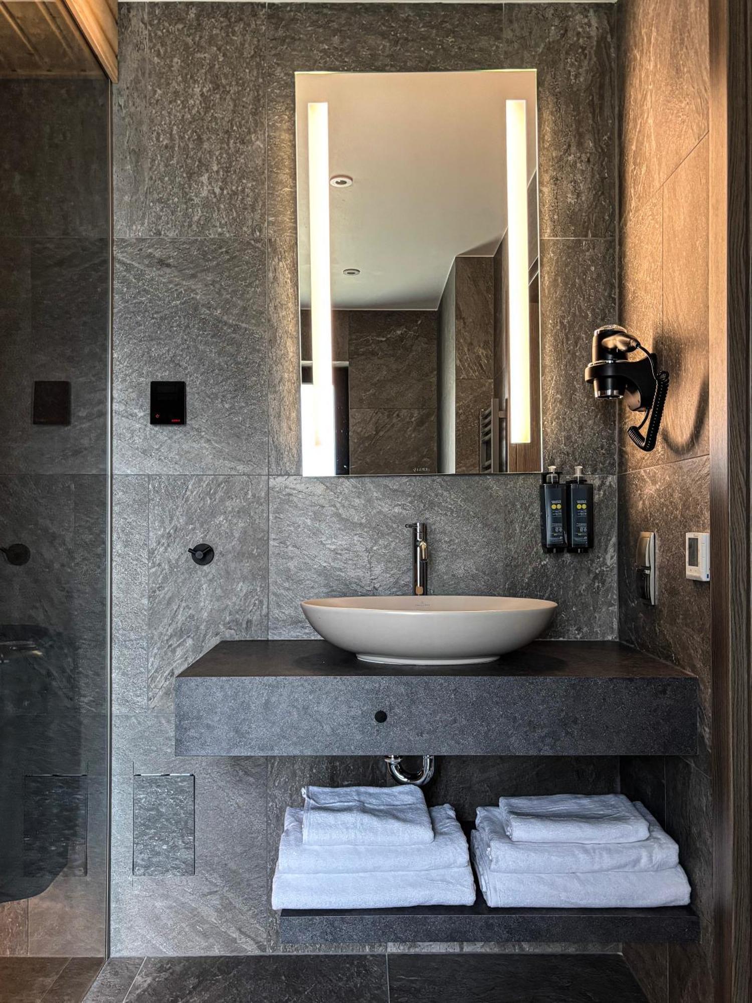 Wille W Lake Hill Karkonosze Resort & Spa Sosnówka エクステリア 写真